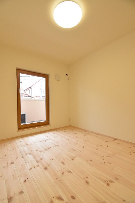 ��ʌ�����s������T���ڂ̃A�p�[�g�̂��̑������E�X�y�[�X