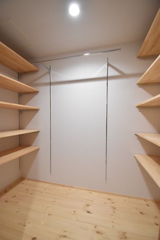 ��ʌ�����s������T���ڂ̃A�p�[�g�̎��[