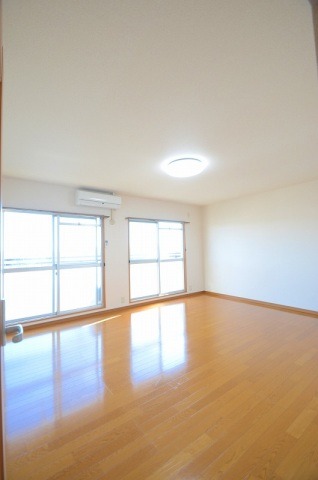 ��ʌ��������܎s��΋�{���P���ڂ̃}���V�����̋��ԁE���r���O