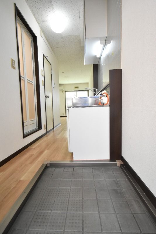 ��ʌ��������܎s�Y�a���ՂU���ڂ̃A�p�[�g�̌���