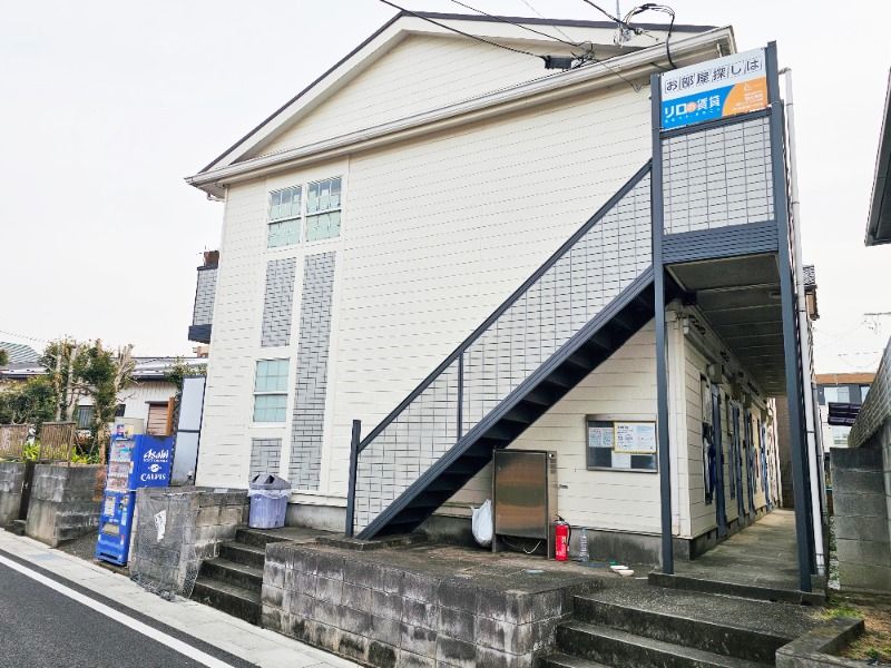 ��ʌ��������܎s�����擌��{�V����64-18�̃A�p�[�g�̌����O��