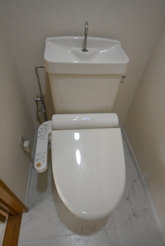 ��ʌ�����s�t���P���ڂ̃A�p�[�g�̃g�C��