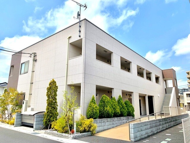 ��ʌ��z�J�s���C�N�^�E���U���ڂ̃A�p�[�g�̃G���g�����X