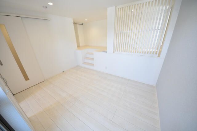 ��ʌ��������܎s����厚�w��̕ʏ��̃A�p�[�g�̂��̑������E�X�y�[�X