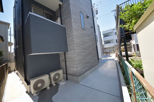 ��ʌ��������܎s����厚�w��̕ʏ��̃A�p�[�g�̂��̑�