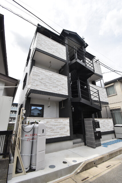 ��ʌ��������܎s����O���U����1749-19�̃A�p�[�g�̌����O��