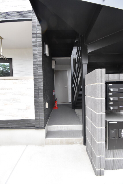 ��ʌ��������܎s����O���U���ڂ̃A�p�[�g�̃G���g�����X