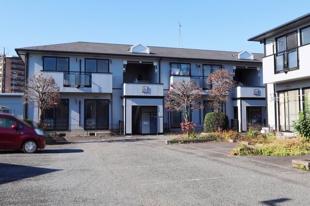 ��ʌ��������܎s��΋搼����Q���ڂ̃A�p�[�g�̌����O��