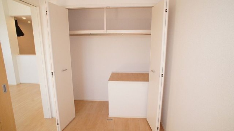 ��ʌ�����s�厚���s���̃A�p�[�g�̎��[