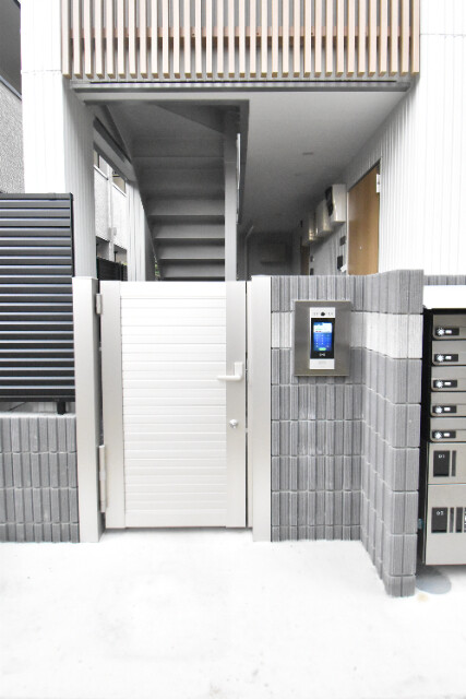 ��ʌ��������܎s��{��{���T���ڂ̃A�p�[�g�̃G���g�����X