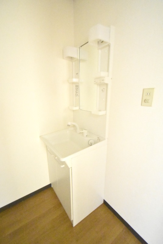 ��ʌ��k�{�s�{�h�W���ڂ̃A�p�[�g�̐��ʏ�