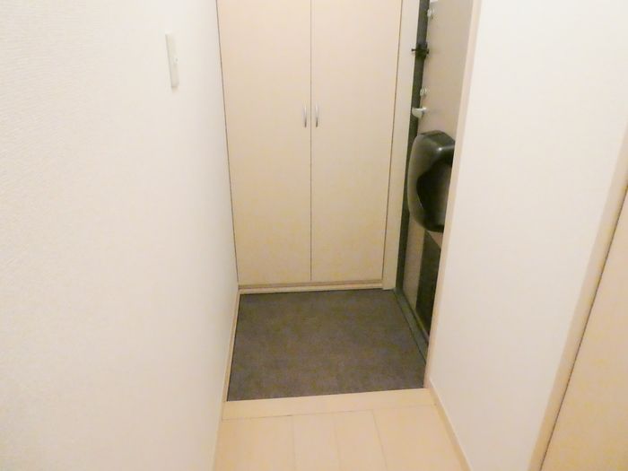 ��ʌ�����s������U���ڂ̃A�p�[�g�̌���