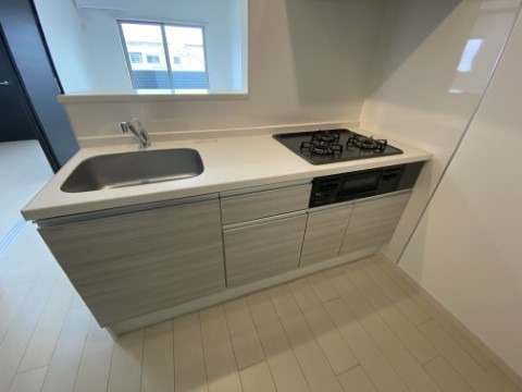 ��ʌ�����s�V�䒬�̃A�p�[�g�̃L�b�`��