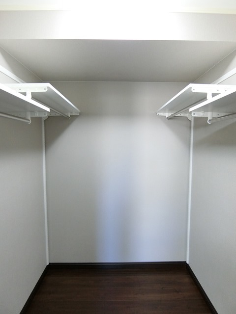 ��ʌ��������܎s�k��听���S���ڂ̃A�p�[�g�̎��[