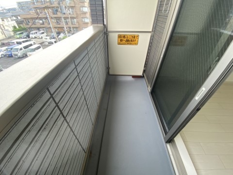 ��ʌ�����s�V�䒬�̃A�p�[�g�̃o���R�j�[