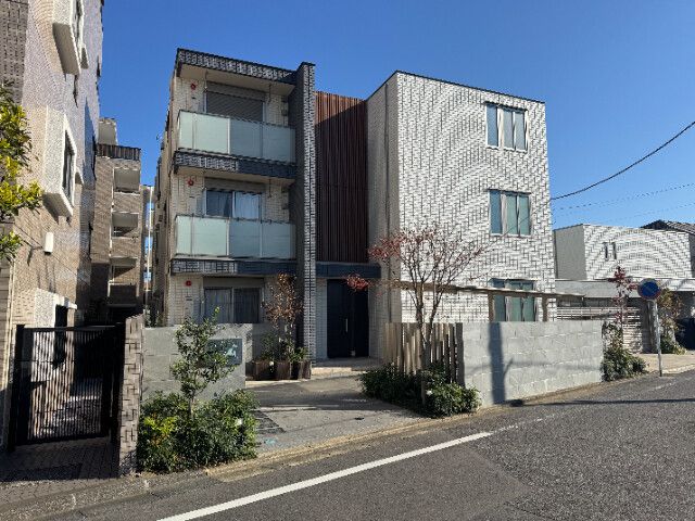 ��ʌ��������܎s��{��x�̓����P����268-3�̃}���V�����̌����O��