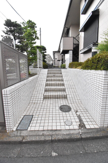 ��ʌ��������܎s�Y�a��؍�S���ڂ̃A�p�[�g�̃G���g�����X