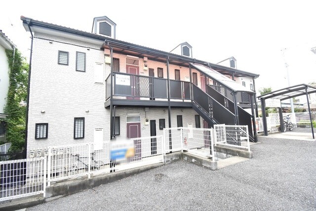 ��ʌ��������܎s��{��O���P����378-1�̃A�p�[�g�̌����O��