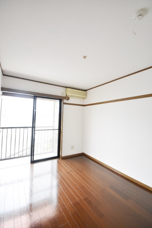 ��ʌ��������܎s��{��O���P���ڂ̃A�p�[�g�̂��̑������E�X�y�[�X