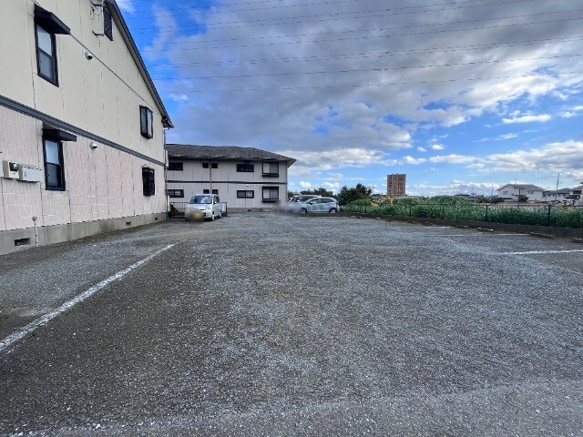 ��ʌ��������܎s������厚���[��̃A�p�[�g�̒��ԏ�