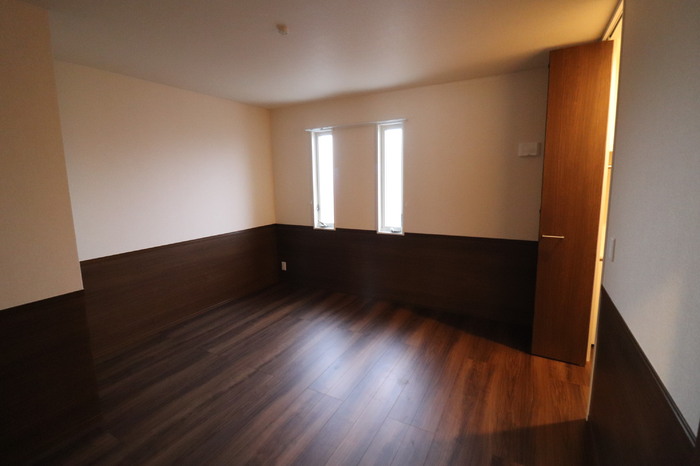 ��ʌ��������܎s�΋�厚�����̃A�p�[�g�̂��̑������E�X�y�[�X