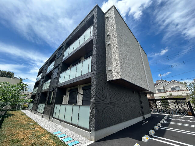 ��ʌ��������܎s��{��O���P���ڂ̃}���V�����̌����O��