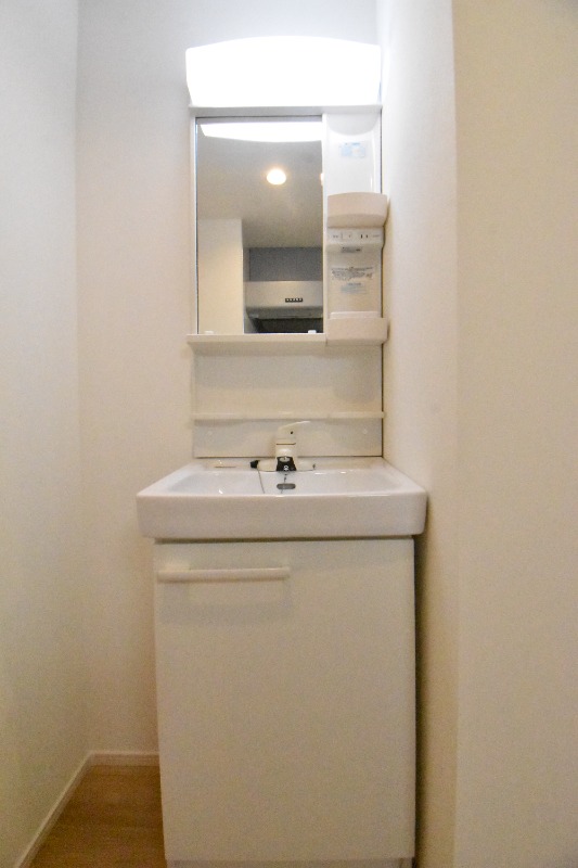 ��ʌ��������܎s��΋搼���R���ڂ̃A�p�[�g�̐��ʏ�