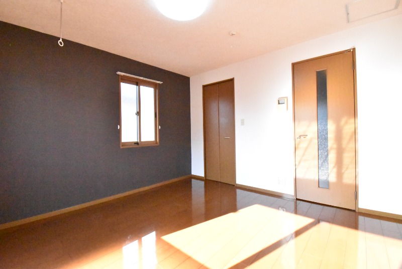 ��ʌ�����s�˒˂P���ڂ̃A�p�[�g�̂��̑������E�X�y�[�X