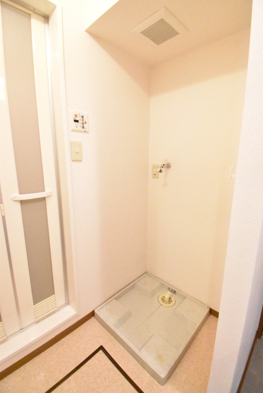 ��ʌ�����s�˒˂P���ڂ̃A�p�[�g�̂��̑�