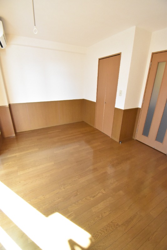 ��ʌ��������܎s����R�v�ۂP���ڂ̃}���V�����̋��ԁE���r���O