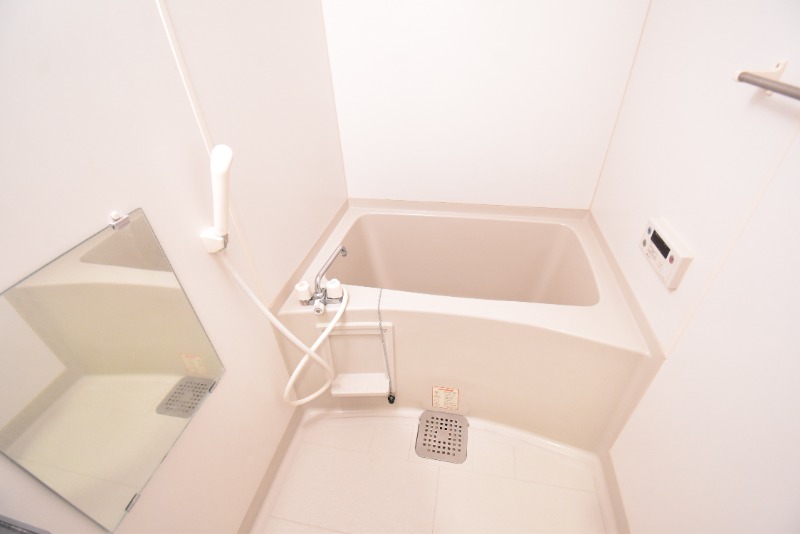 ��ʌ��������܎s����R�v�ۂP���ڂ̃}���V�����̃o�X