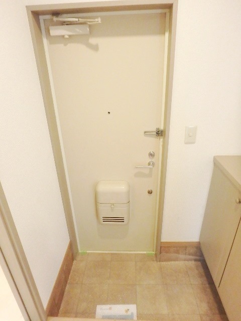 ��ʌ��������܎s��{��x�̓����R���ڂ̃A�p�[�g�̌���