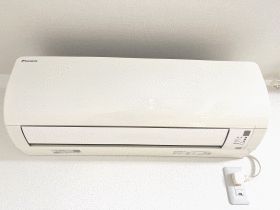 ��ʌ�����s�݉ƒ��̃A�p�[�g�̂��̑��ݔ�