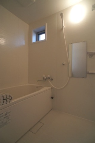 ��ʌ�����s�����J�{���P���ڂ̃A�p�[�g�̃o�X