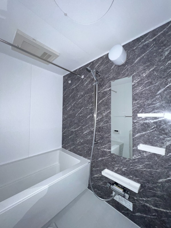 ��ʌ��������܎s�΋�厚����c�̃A�p�[�g�̃o�X