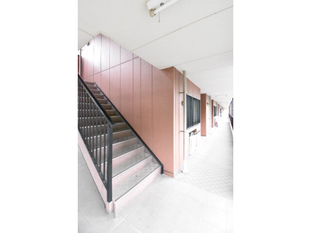 ��ʌ�����s�厚���s�̉Ƃ̃}���V�����̃G���g�����X