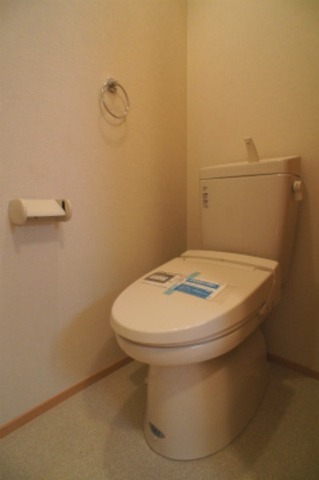 ��ʌ�����s�����J�{���P���ڂ̃A�p�[�g�̃g�C��