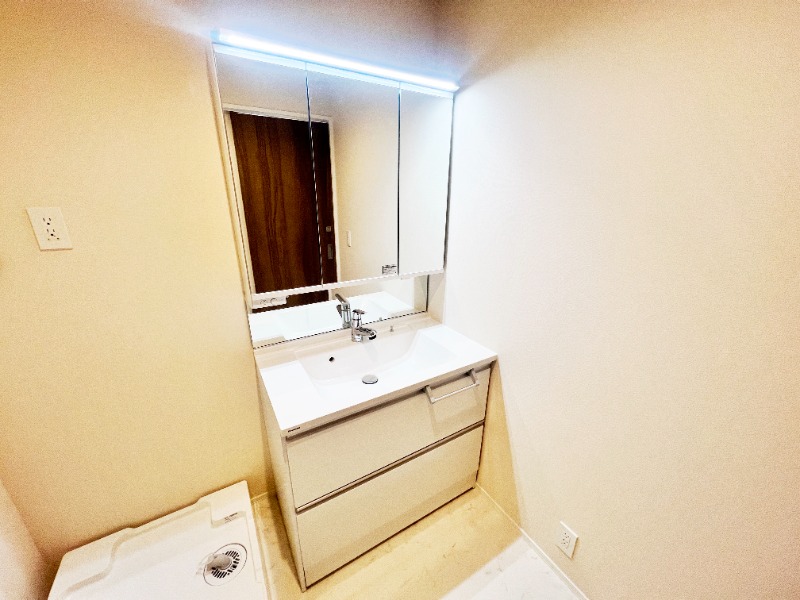 ��ʌ��������܎s������㗎���Q���ڂ̃}���V�����̐��ʏ�