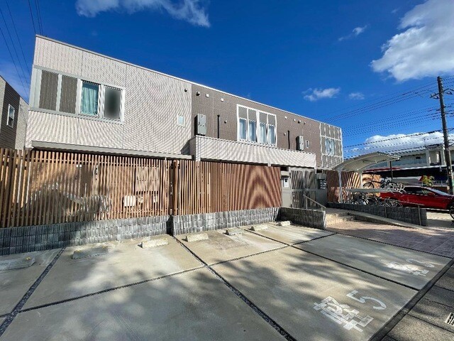 ��ʌ�����s�씵���J�P���ڂ̃A�p�[�g�̌����O��