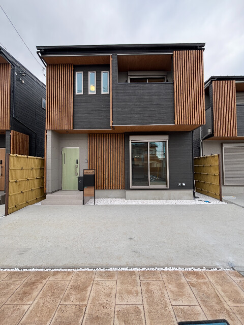 ��ʌ��������܎s��΋�钬�P����5-20�̃^�E���n�E�X�̌����O��