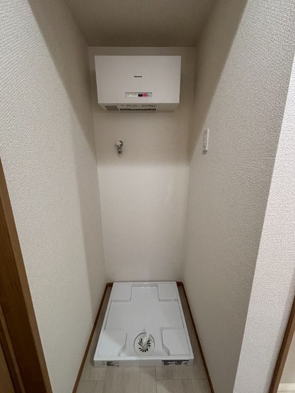 ��ʌ��������܎s��΋�钬�P���ڂ̃^�E���n�E�X�̂��̑�