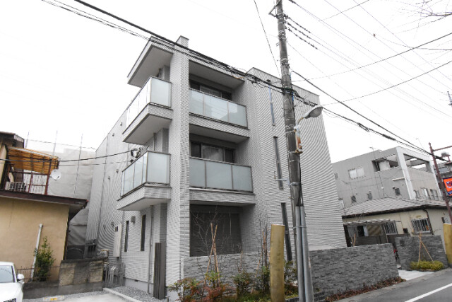 ��ʌ��������܎s��{����ؒ��S����300-1�̃}���V�����̌����O��