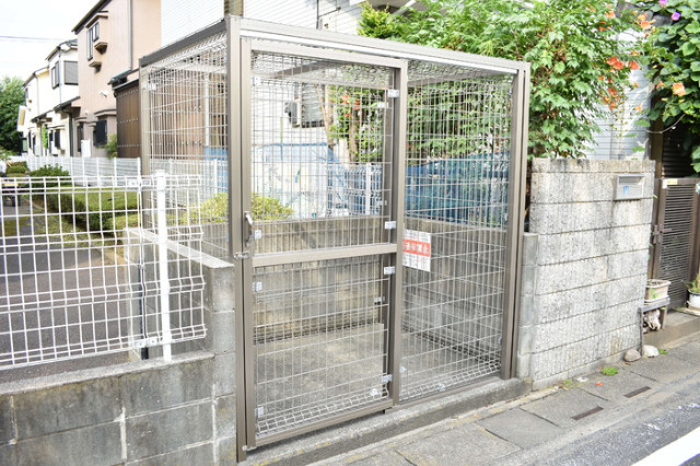 ��ʌ�����s�����Q���ڂ̃A�p�[�g�̂��̑�