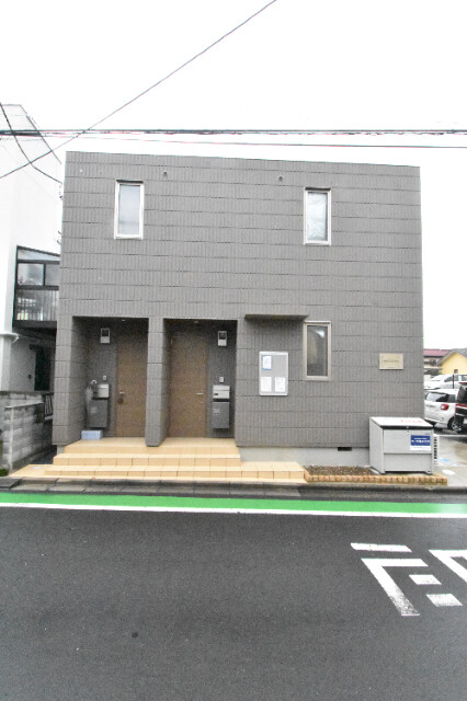 ��ʌ�����s���P����11-12�̃}���V�����̌����O��