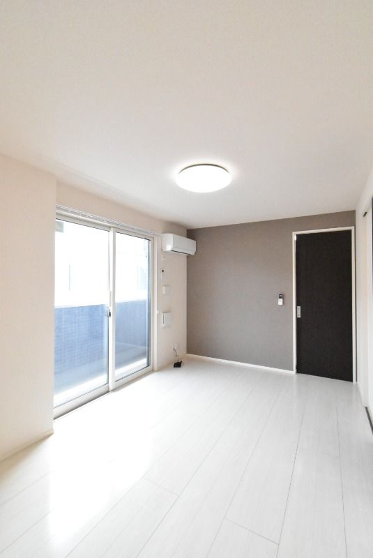 ��ʌ��z�J�s���C�N�^�E���Q���ڂ̃A�p�[�g�̂��̑������E�X�y�[�X