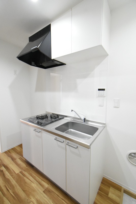 ��ʌ������s�{���U���ڂ̃A�p�[�g�̃L�b�`��