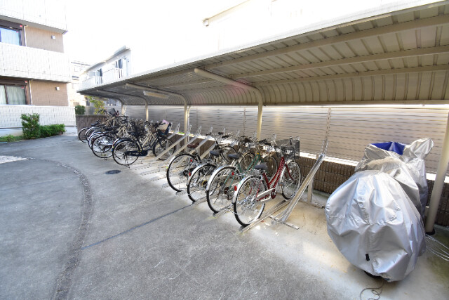 ��ʌ��������܎s��{��x�̓����R���ڂ̃A�p�[�g�̂��̑�