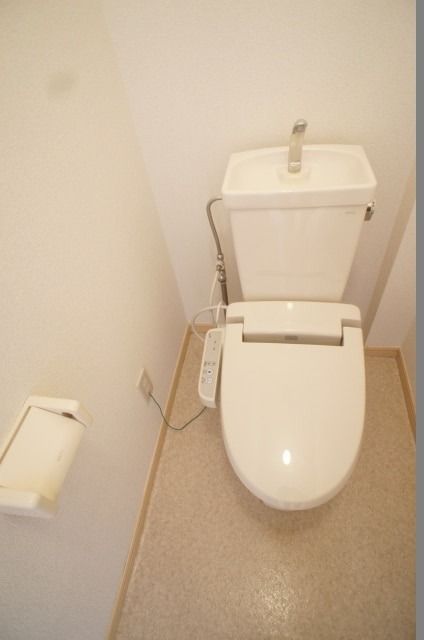 ��ʌ��������܎s�΋擌�Y�a�Q���ڂ̃}���V�����̃g�C��