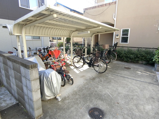 ��ʌ��������܎s��΋擌��΂Q���ڂ̃A�p�[�g�̂��̑�