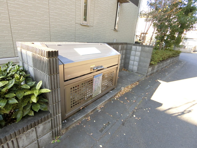 ��ʌ��������܎s��΋擌��΂Q���ڂ̃A�p�[�g�̂��̑�